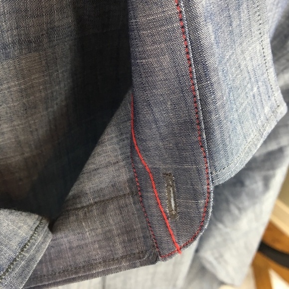 $98 Slate Denim & Co. Dylan Blue Chambray button down shirt M - Picture 6 of 8